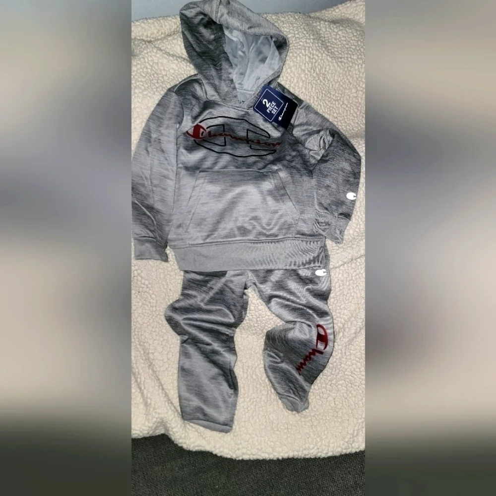 BOYS CHAMPION HOODIE AND JOGGER SET - Picture 2 of 5